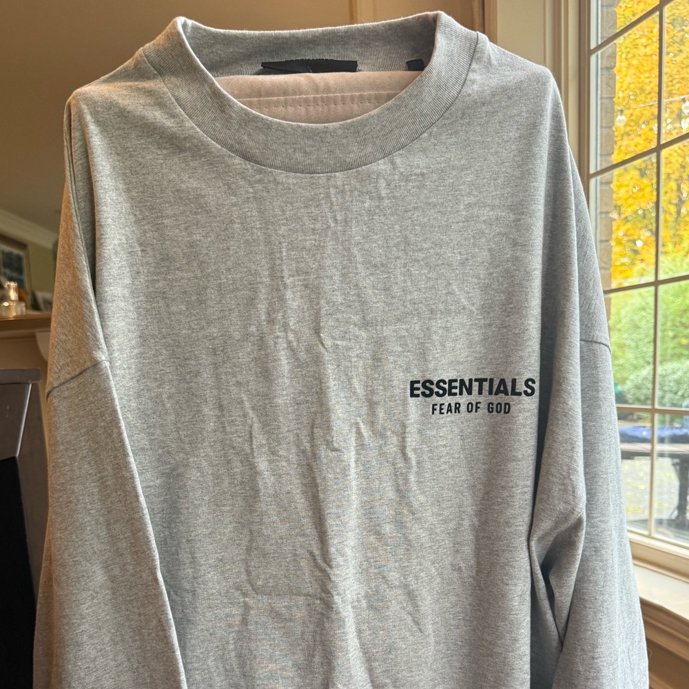 Essentials Fear of God Light Gray Long Sleeve Tee size M
